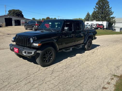 2022 Jeep Gladiator Sport S