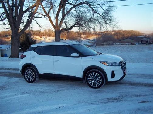 2021 Nissan Kicks SV