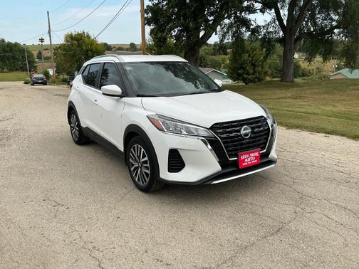 2021 Nissan Kicks SV