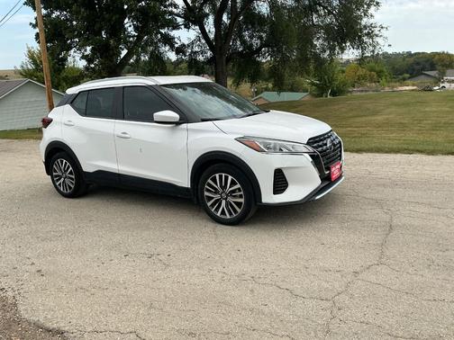 2021 Nissan Kicks SV