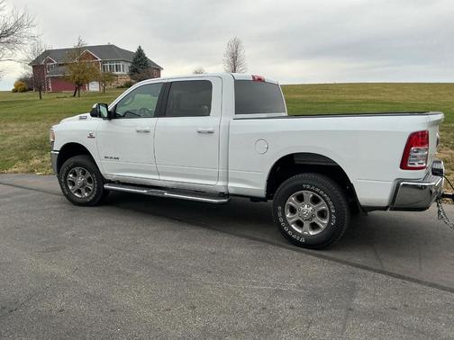 2022 RAM 2500 Tradesman Crew Cab SWB 4WD