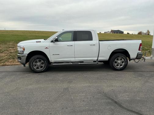 2022 RAM 2500 Tradesman Crew Cab SWB 4WD