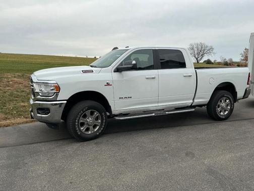 2022 RAM 2500 Tradesman Crew Cab SWB 4WD