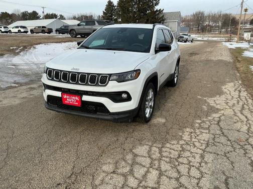 2023 Jeep Compass Latitude Lux