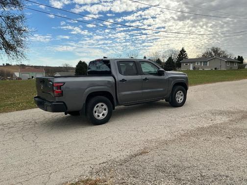 2024 Nissan Frontier S
