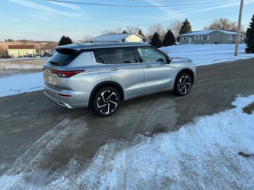 2024 Mitsubishi Outlander SEL 4WD