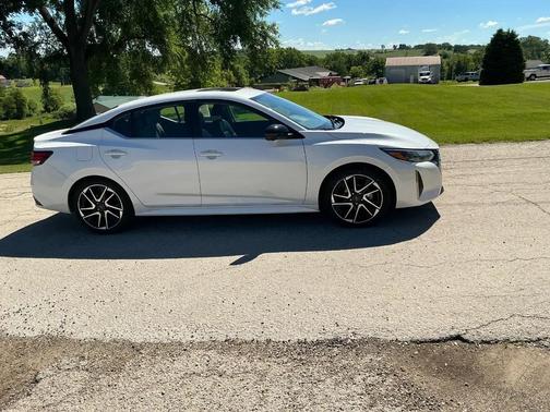 White 2024 Nissan Sentra SR