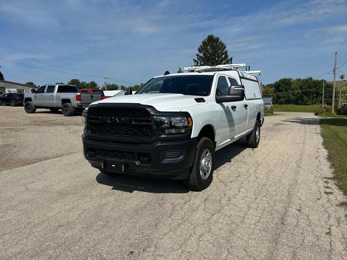 2023 RAM 3500 Tradesman Crew Cab 4WD