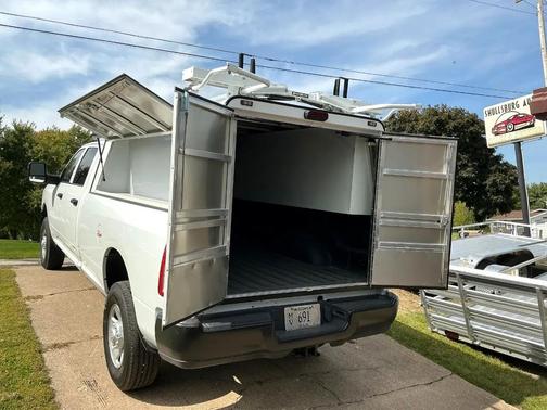 2023 RAM 3500 Tradesman Crew Cab 4WD