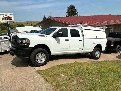 2023 RAM 3500 Tradesman Crew Cab 4WD