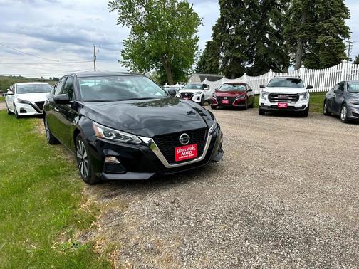 2022 Nissan Altima 2.5 SV
