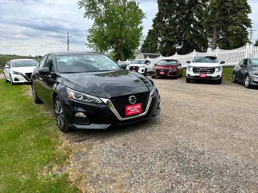 2022 Nissan Altima 2.5 SV
