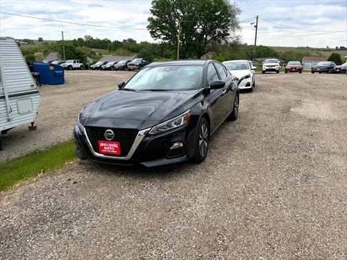 2022 Nissan Altima 2.5 SV