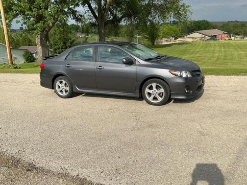 Gray 2012 Toyota Corolla S