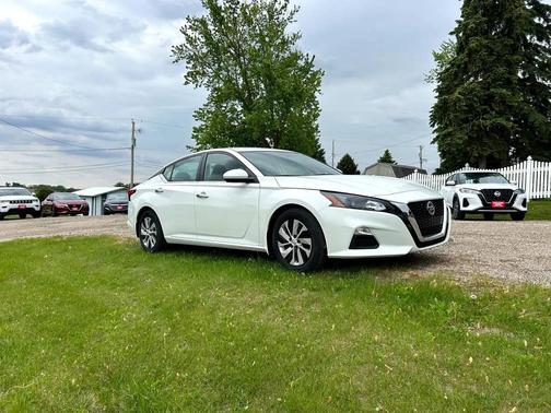 2022 Nissan Altima S