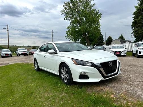 2022 Nissan Altima S