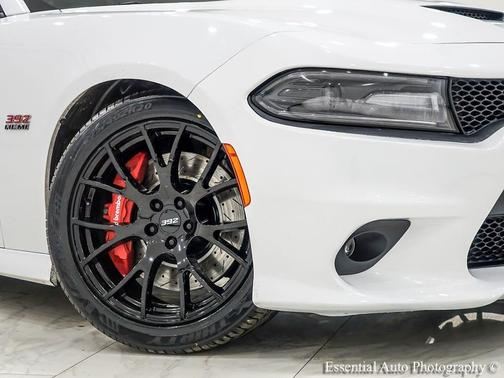 Bright White Clearcoat 2016 Dodge Charger SRT 392
