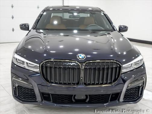 2021 BMW 750 i xDrive