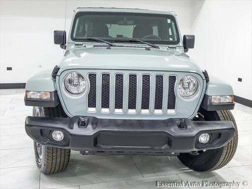2023 Jeep Wrangler 4-Door Sahara 4x4