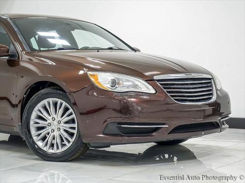 2013 Chrysler 200 LX