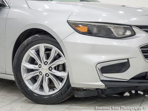 Silver Ice Metallic 2017 Chevrolet Malibu 1LS