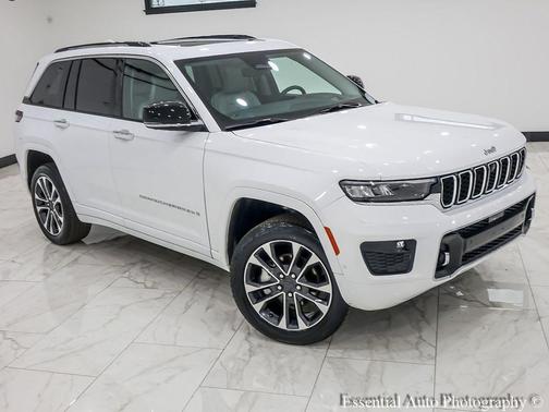 2022 Jeep Grand Cherokee Overland