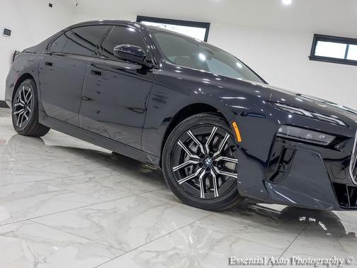 Carbon Black Metallic 2024 BMW 760 760i xDrive