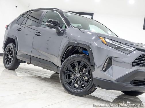 2024 Toyota RAV4 Hybrid SE