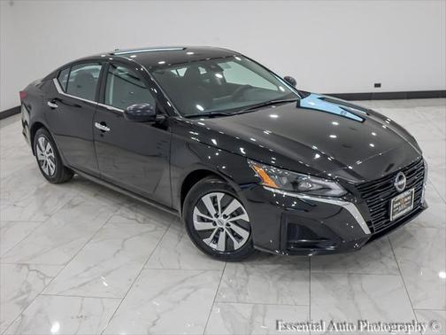 2025 Nissan Altima S FWD