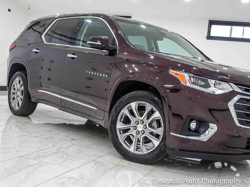 Black Currant Metallic 2019 Chevrolet Traverse Premier