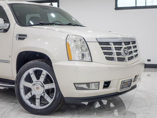 2007 Cadillac Escalade Base