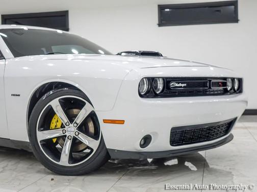 Bright White Clearcoat 2016 Dodge Challenger R/T