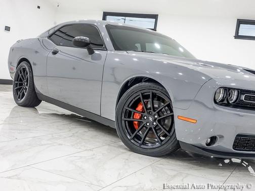 White Knuckle Clearcoat 2021 Dodge Challenger R/T Scat Pack