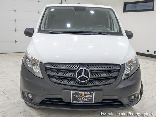 2022 Mercedes-Benz Metris Base