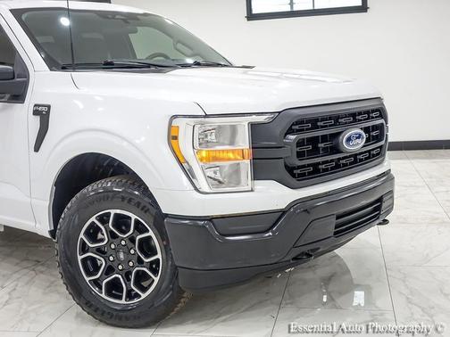Oxford White 2022 Ford F-150 XL