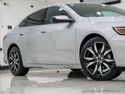 2021 Chevrolet Malibu FWD RS