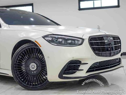 MANUFAKTUR Cashmere White Magno 2022 Mercedes-Benz S-Class 4MATIC
