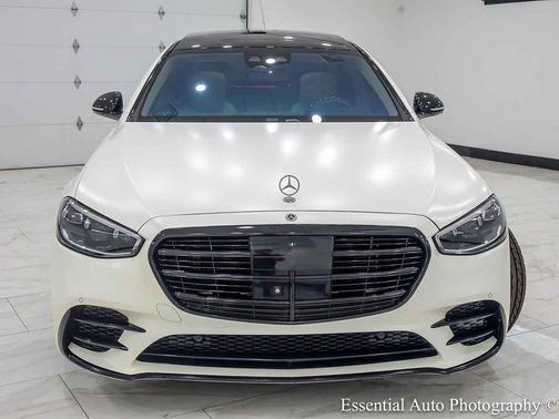MANUFAKTUR Cashmere White Magno 2022 Mercedes-Benz S-Class 4MATIC