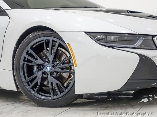 2015 BMW i8 ALL WHEEL DRIVE