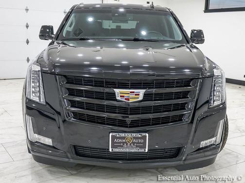 2016 Cadillac Escalade Luxury