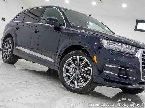 Ink Blue Metallic 2017 Audi Q7 3.0T Premium