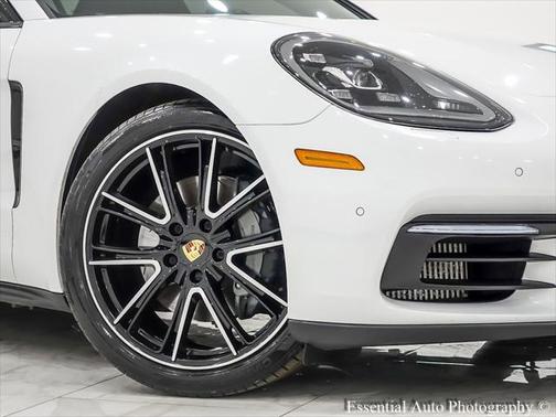 2018 Porsche Panamera 4S