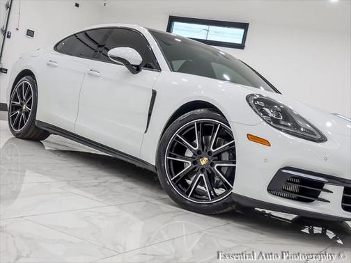 2018 Porsche Panamera 4S