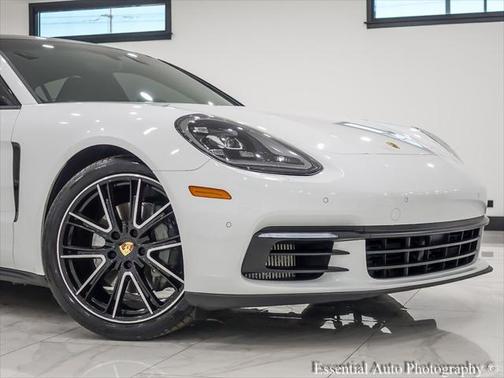 2018 Porsche Panamera 4S