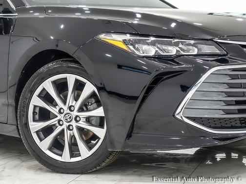 2021 Toyota Avalon XLE