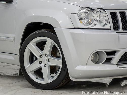 2006 Jeep Grand Cherokee SRT8