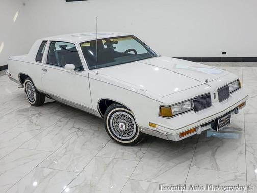 1988 Oldsmobile Cutlass Supreme Base