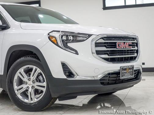 Summit White 2019 GMC Terrain SLE