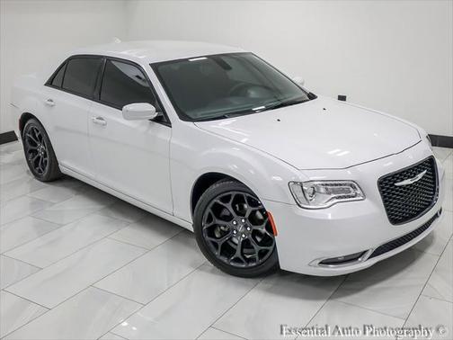 2019 Chrysler 300 S