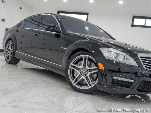 Black 2013 Mercedes-Benz S-Class AMG Sedan